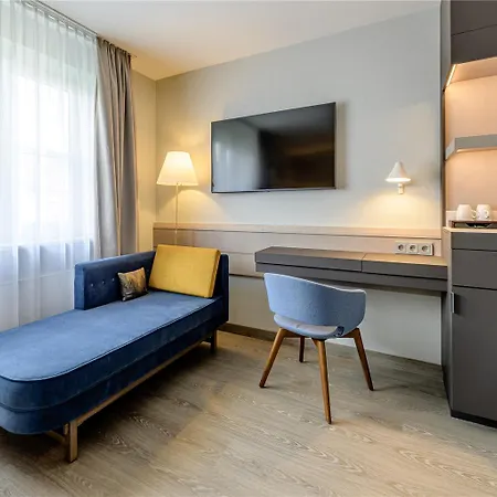 Europa 4*
